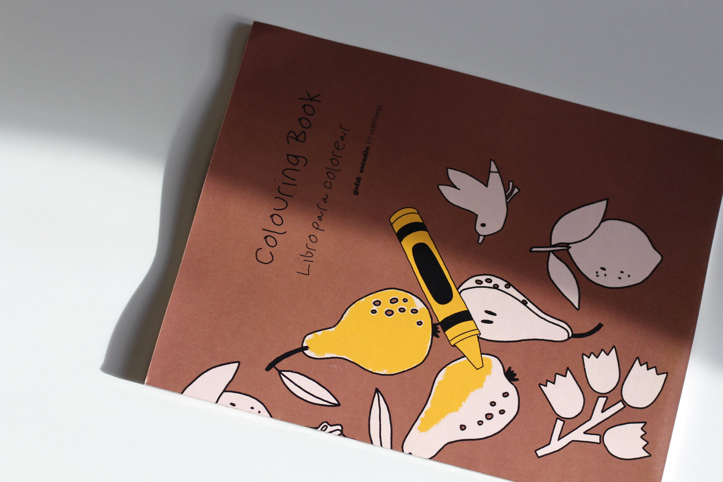 Libro de colorear, Colouring Book