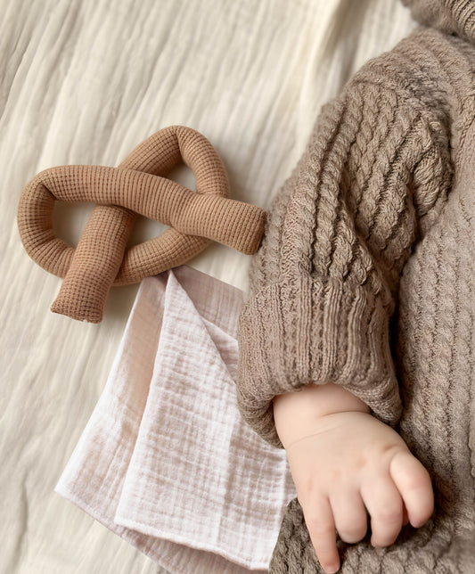 Doudou (dudú) Pretzel